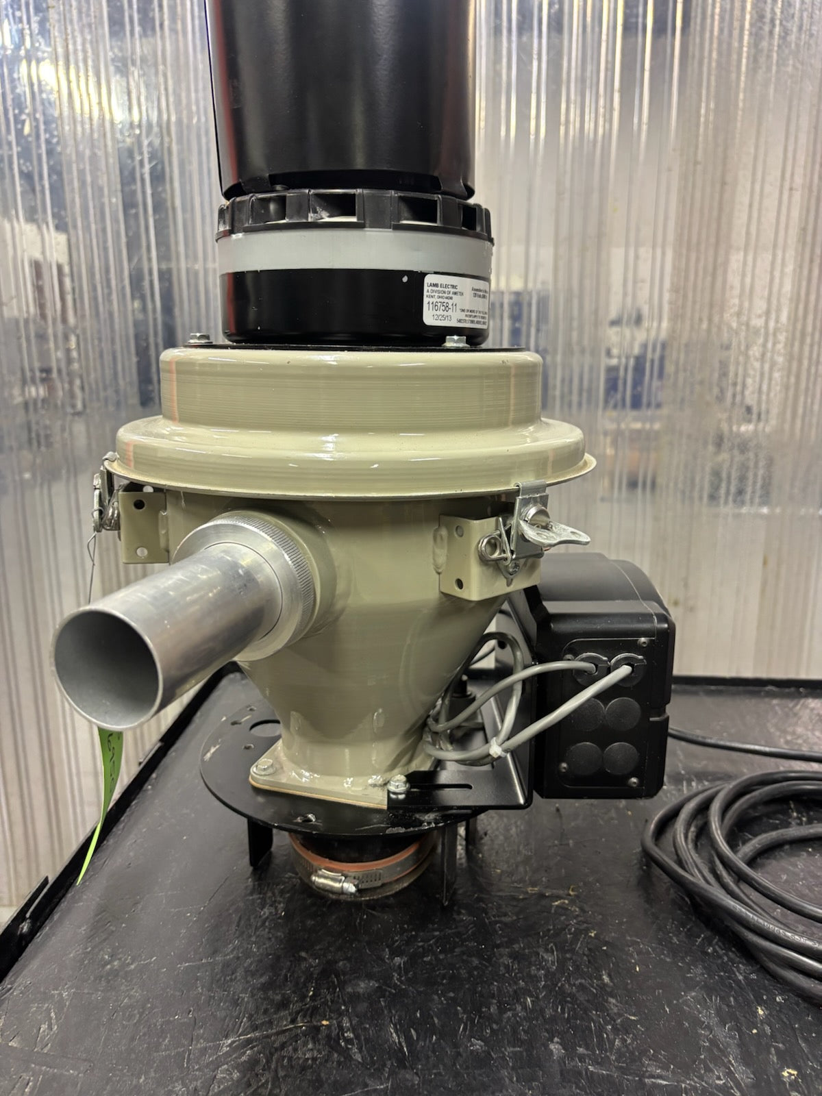 Conair DustBeater Loader -DB8