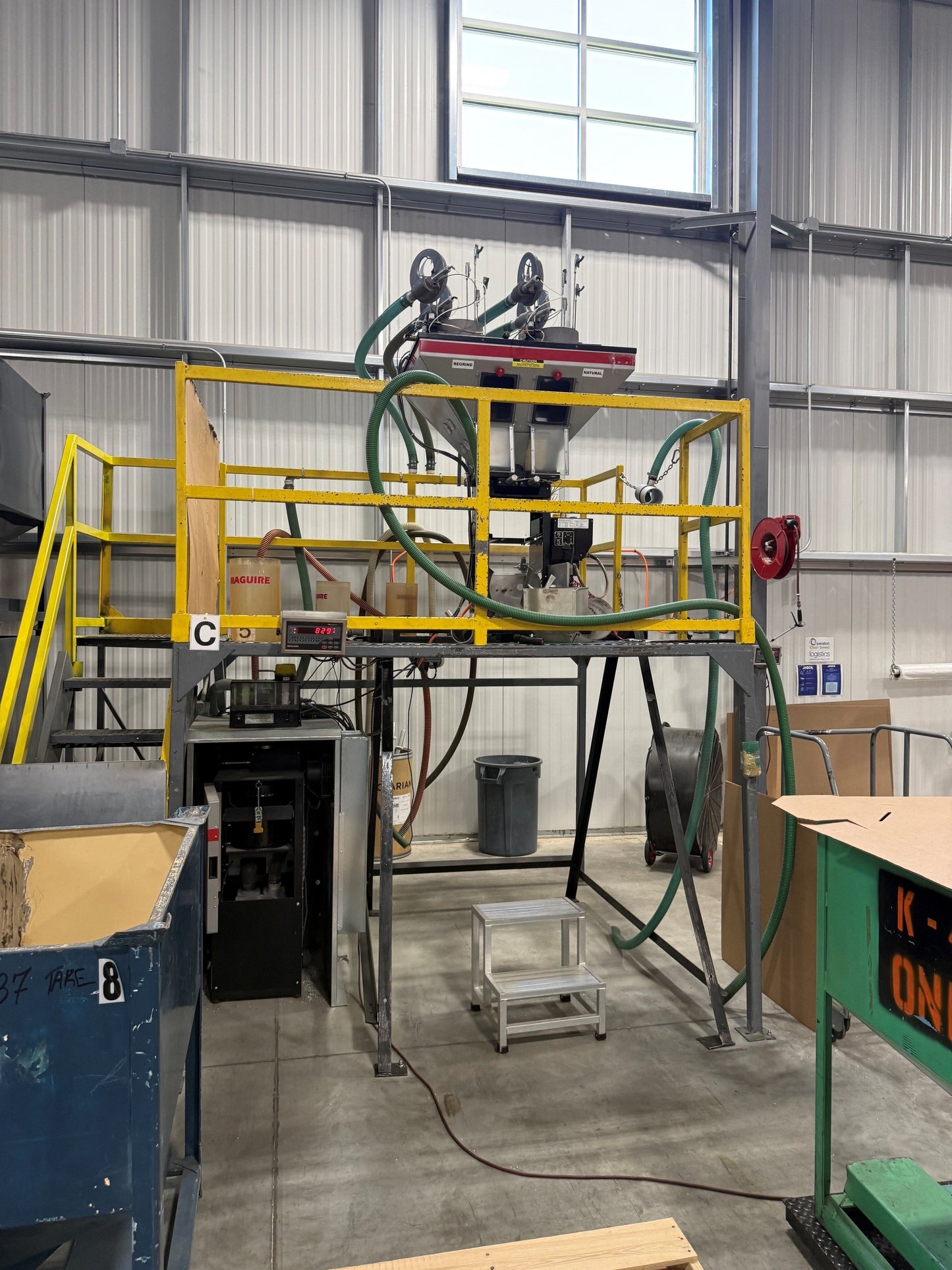 Used Maguire Blender, Stand, Vacuum Pump & (4) Receivers